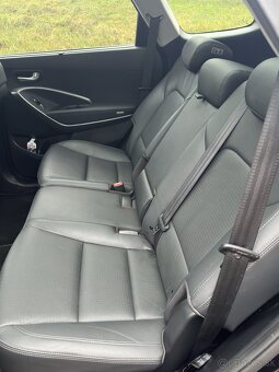 Hyundai GRAND SANTA FE 2,2 CRDi - 11