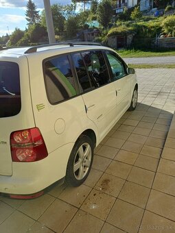 VW TOURAN - 11