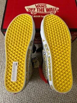 Tenisky Vans Sk8 - Hi - 11