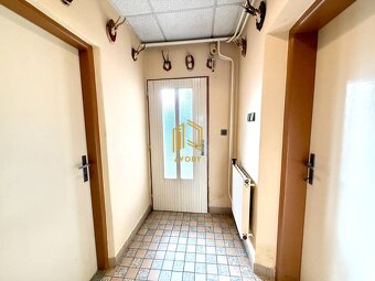REZERVOVANÝ/ 4 - IZB.ROD.DOM s GARÁŽOU,POZEMOK 776m2, HLBOKÉ - 11