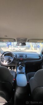 KIA SPORTAGE 2.0 CRDI - 11