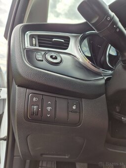 KIA Cee’d Hatchback 1.6 diesel, 100kw Manuál - 11