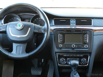 Škoda Superb Combi 2.0 TDI CR 170k Elegance DSG - 11