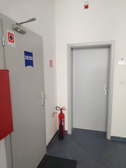 Prenajme admin priestor so 4 kanceláriami v BA - N. Mesto - 11