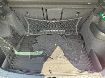 Škoda Karoq 1.6 TDI Sportline DSG - 11