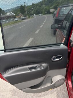 Renault Scenic 1.9 nafta 81kw - 11