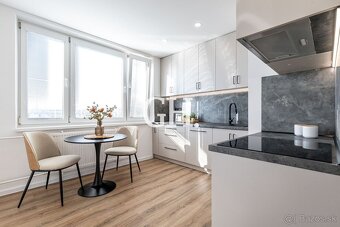 Kompletna rekonštrukcia - ROSNÁ - 3 izbový byt - Kompletne z - 11