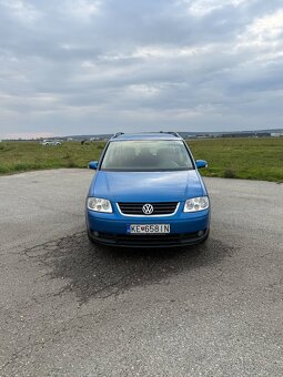 VW Touran 1.6 FSI – 7 miest, STK 11/2027, benzín - 11