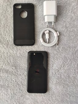 Apple iphone SE 2020 64GB Black - 11