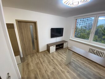 Prenajmem útulný 1,5-izbový byt v Ružinove pri OC Retro - 11