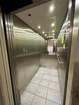 2- IZBOVÝ BYT - STREĎANSKÁ - 11