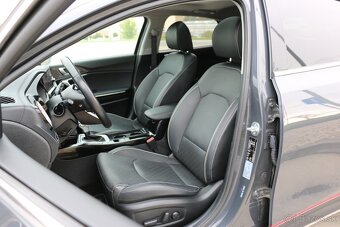 Kia XCeed 1.6 T-GDi GT-Line A/T - 11