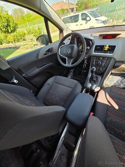 Opel Meriva B - 11