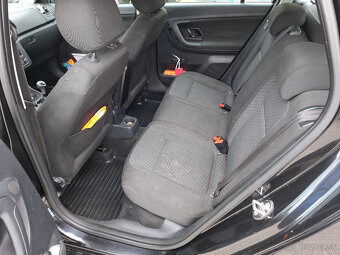 ŠKODA FABIA COMBI 1.6 TDi r.v. 2010 - 11