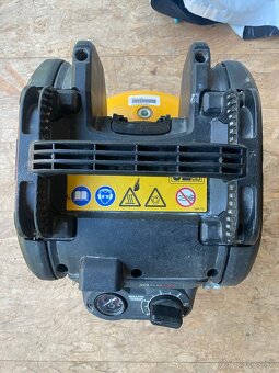 Dewalt AKU kompresor DCC1054 - na náhradné diely - 11