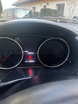Mitsubishi Outlander 2.2 DI-D automat , 7 miestne - 11