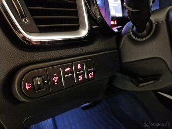 Kia XCeed 117,5kW Benzín Gold plus Automat 2022 - 11