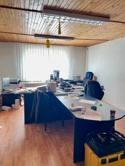 Na predaj výrobné haly v uzavretom areáli Nesvady - 11