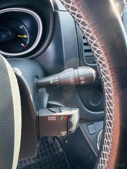 Opel Vivaro 9-miestny - 11