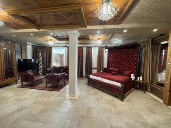 Luxusná Kúria pri Trenčíne – 14 Izieb, 5700 m² Pozemok - 11