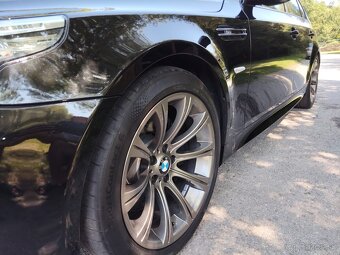 BMW M5 V10 e60 Facelift - 11