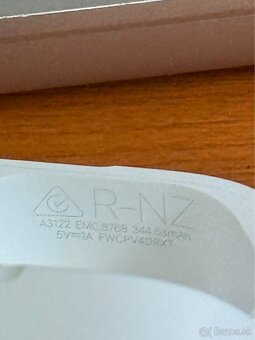 AirPods Pro 3 USB C - nové, rok záruka - 11