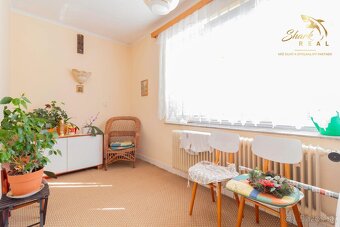 KRÁSNY rodinný dom v atraktívnej obci BANKA - 11