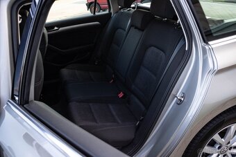 Volkswagen Passat Variant 2.0 TDI BMT Comfortline DSG - 11