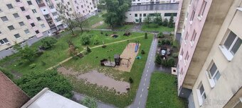 SIMI real - zrekonštruovaný a zaradený 3 izbák s balkónom - 11