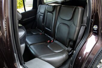 Nissan Pathfinder 3.0 V6 LE A/T - 11