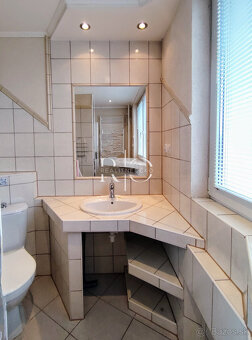 3 izbový byt na predaj, Poprad, 70 m2, Cena DOHODOU - 11
