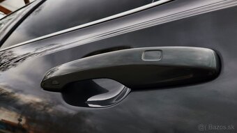 Volvo XC60 B5 2.0L Momentum Pro AWD A/T - 11