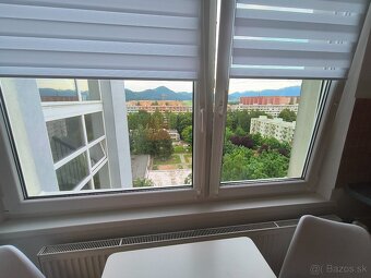 Veľký 2 izbový byt na Vlčincoch po rekonštrukcii - 11