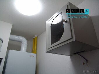 Na prenájom Kancelárske priestory, 76m2, Lichnerova ulica,  - 11