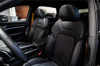 Audi E-tron - 11