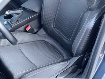 Renault Megane Grandtour SK 1 majiteľ - 11