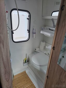 Zateplený Karavan Niewiadow do 750kg-znížená cena - 11