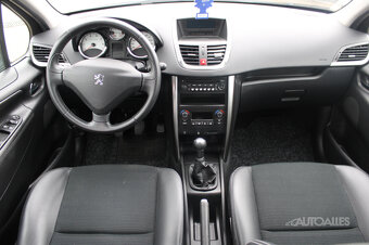 Peugeot 207 1,4 i 70 kW - 11