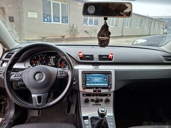 Volkwagen Passat B7 Variant - 11
