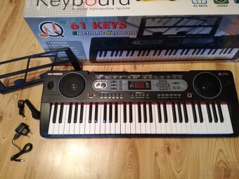 Klávesy elektronické - 61 kláves - 11