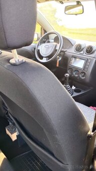 Ford Fiesta - 11