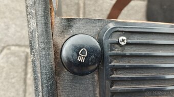 Použitý dobový středový panel na rádio - Škoda 110R erko. - 11