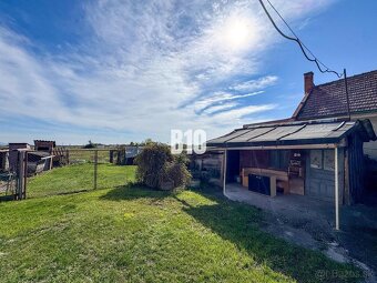 Rodinný dom s veľkým pozemkom (4641 m2)  - Ondrejovce - 11