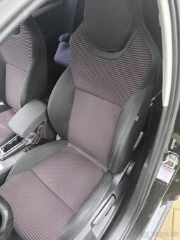 Škoda Octavia Combi 2.0 TDI Ambition DSG - 11