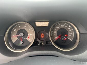 Renault megane ll 1.6 K4M sedan - 11