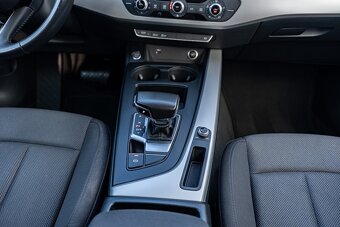 Audi A4 Avant 40 2.0 TDI, S tronic - 11