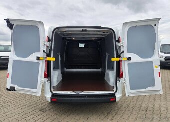 Ford Transit Custom Long 2.0 TdCi 131HP/EURO 6 - 2021 - 11