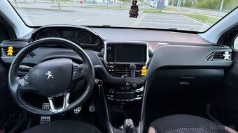 Peugeot 208 1.2 Vti - 11