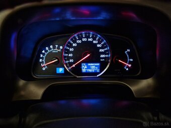 Toyota Rav4 2,0 111kW CVT Automat 4x4 AWD Style Koža - 11