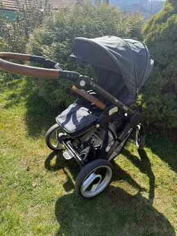 Mutsy evo & britax - 11